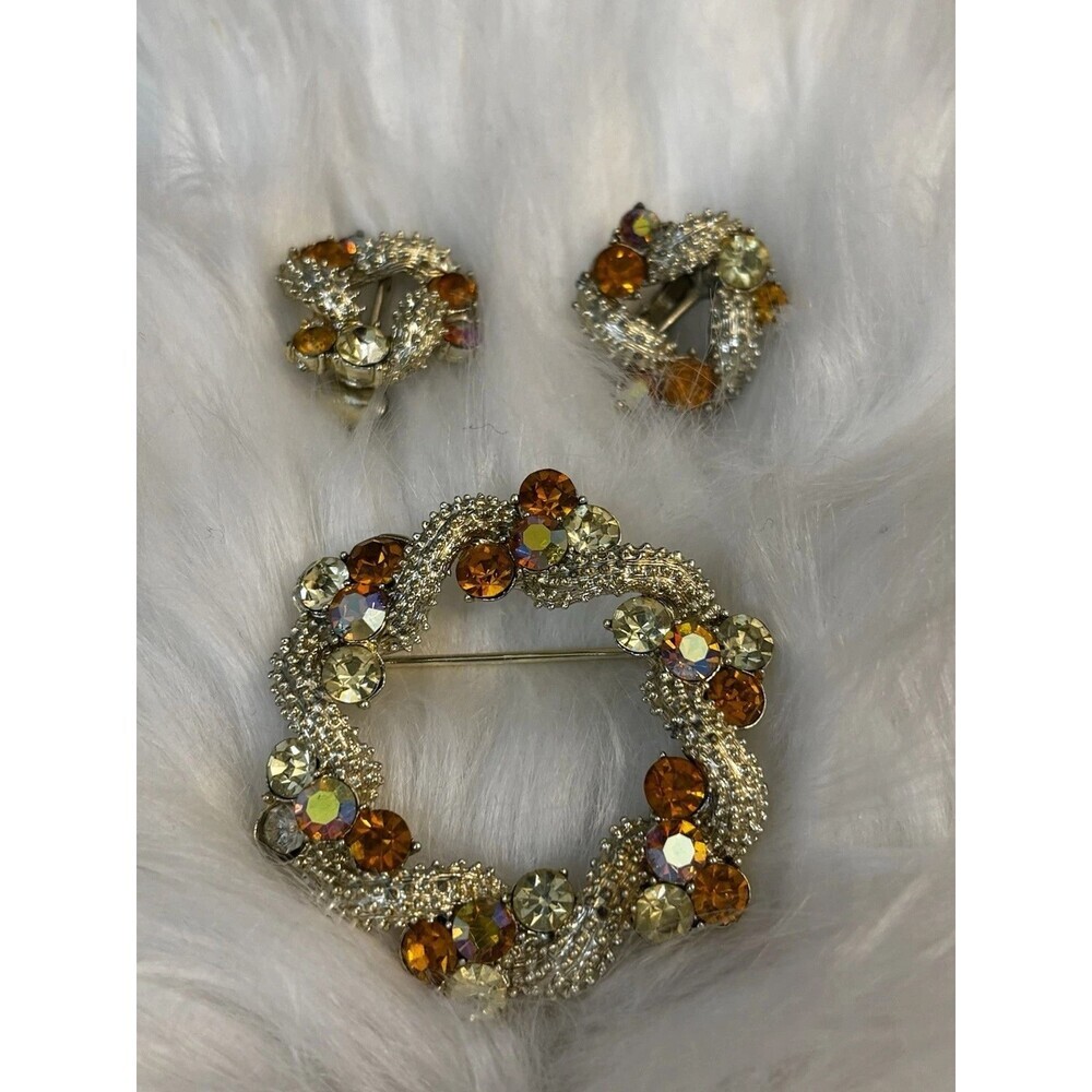 1950s CORO Brooch & Earrings Set Gold Tone